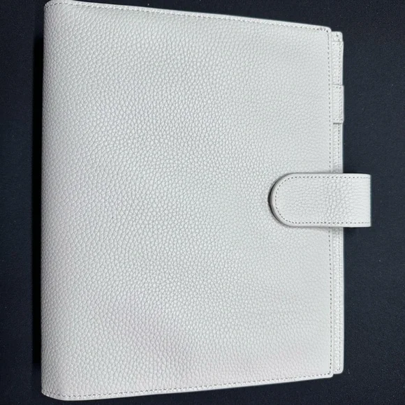 Cloth & Paper A5 Leather Binder - Picture 10 of 13